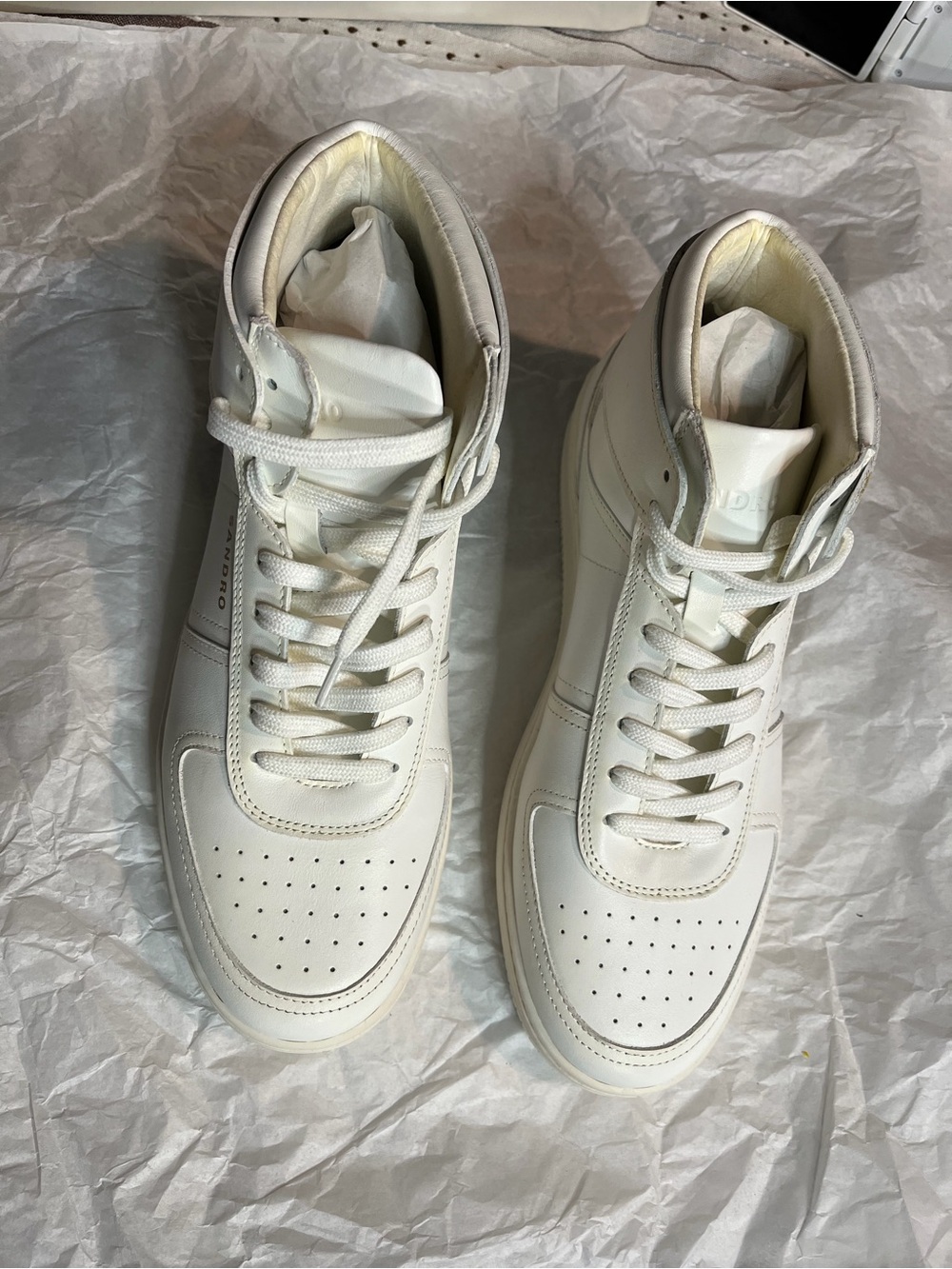 Sandro White High-Top Sneakers in box never used size 8.5 Man